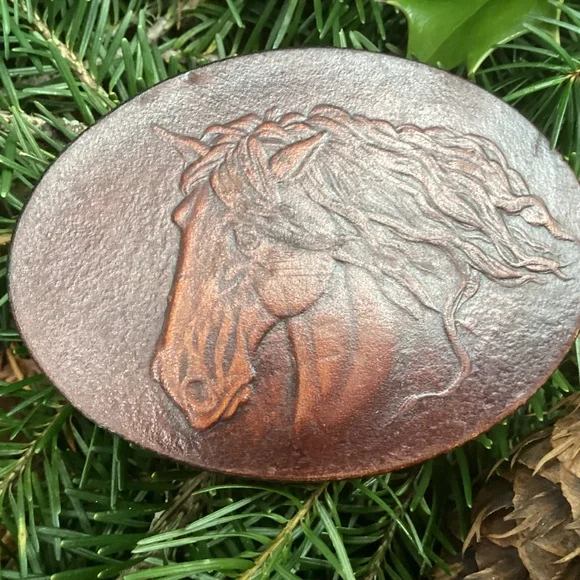 Vintage Leather Embossed Flowing Mane/Forelock Stallion Horse Belt Buckle vintage EQUESTRIAN belt buckle HORSE chrome STALLION mustang  main image 3